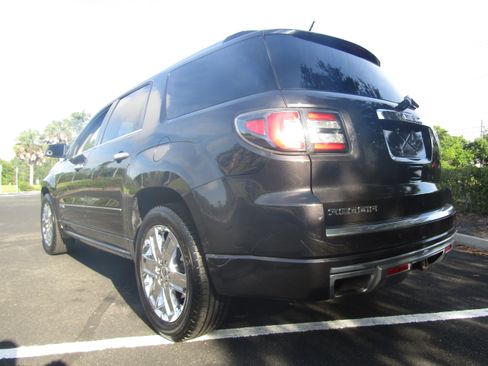 Used 2016 GMC Acadia FWD Denali image 3