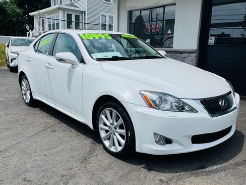 Used 2009 Lexus IS 250 AWD image 4