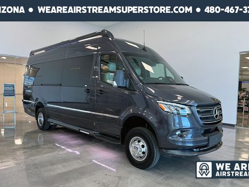 Used 2025 Mercedes-Benz Sprinter 3500 image 1