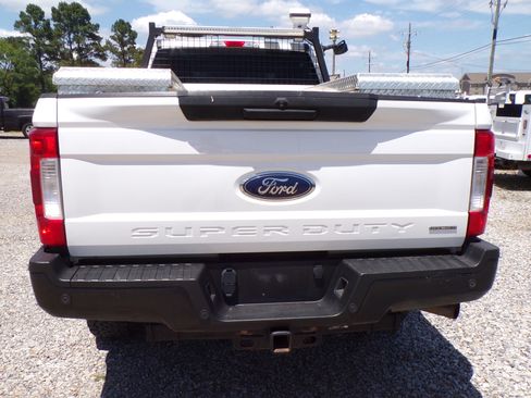 Used 2019 Ford F250 4x4 Crew Cab Super Duty image 18