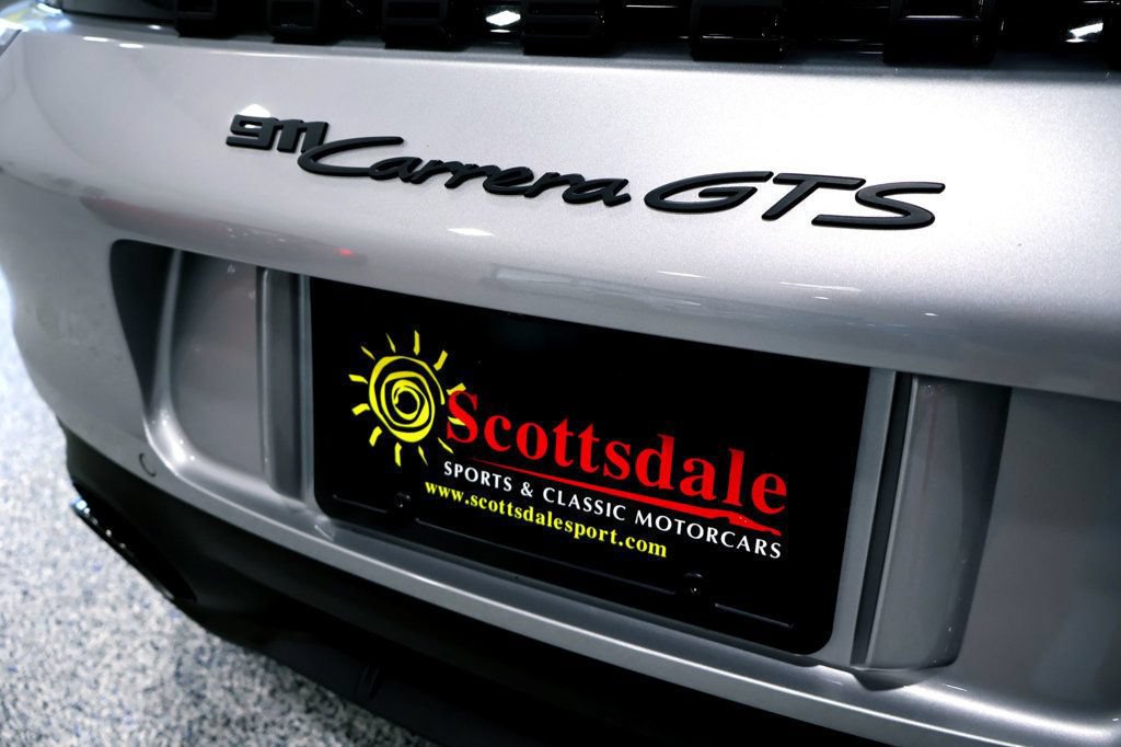 Used 2024 Porsche 911 GTS Cabriolet image 9