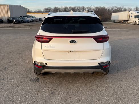 Used 2021 Kia Sportage S image 4