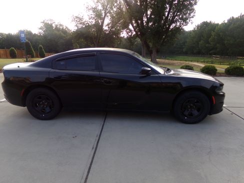 Used 2015 Dodge Charger Police RWD image 6