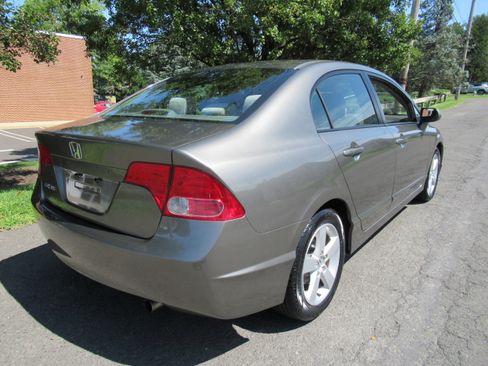 Used 2006 Honda Civic EX Sedan image 7