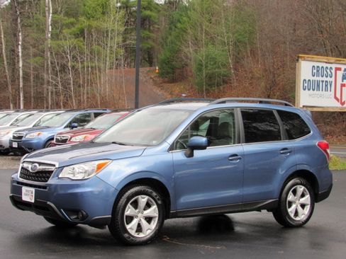 Used 2016 Subaru Forester 2.5i Limited image 2