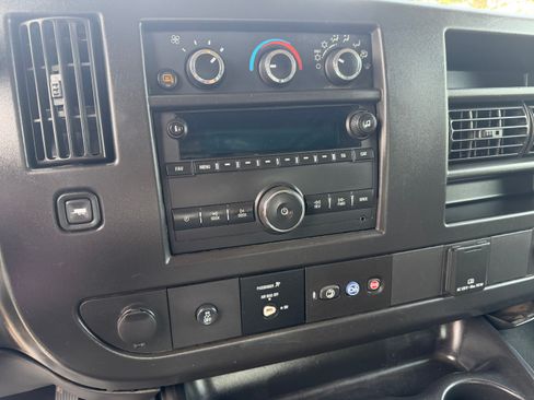 Used 2023 Chevrolet Express 2500 UNAVAIL RWD image 16