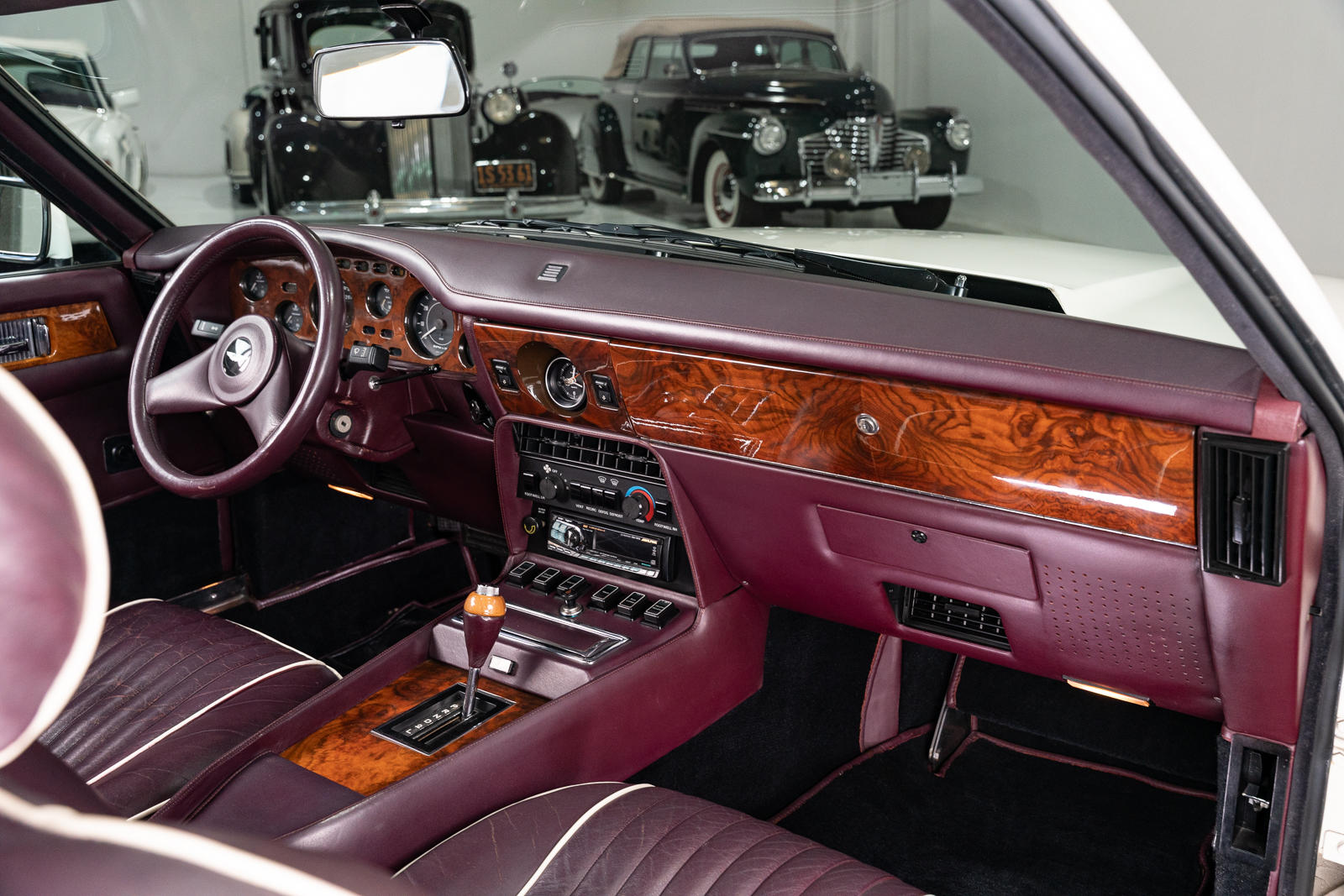 Used 1988 Aston Martin V8 Vantage RWD image 27