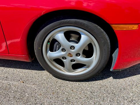 Used 2000 Porsche Boxster RWD image 18