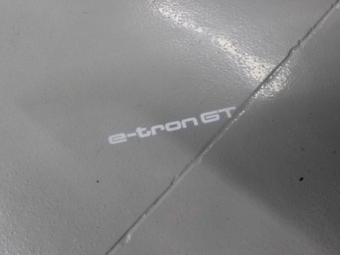 Used 2023 Audi RS e-tron GT image 40