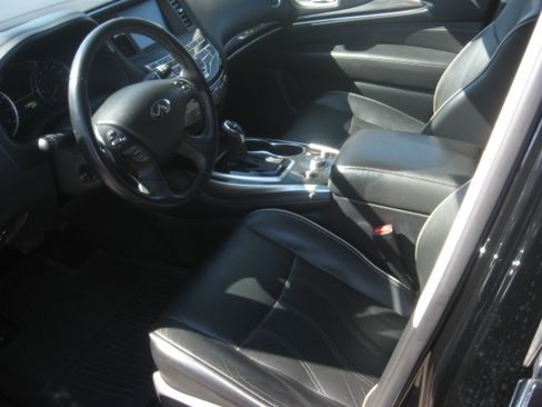 Used 2018 INFINITI QX60 image 7