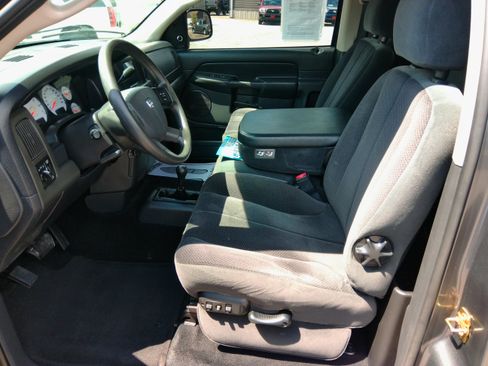 Used 2004 Dodge Ram 1500 Truck SLT image 27