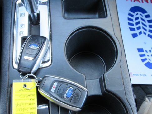 Used 2016 Subaru Legacy 2.5i Limited image 17