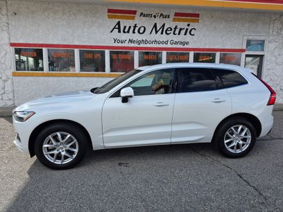 Used 2021 Volvo XC60 T5 Momentum