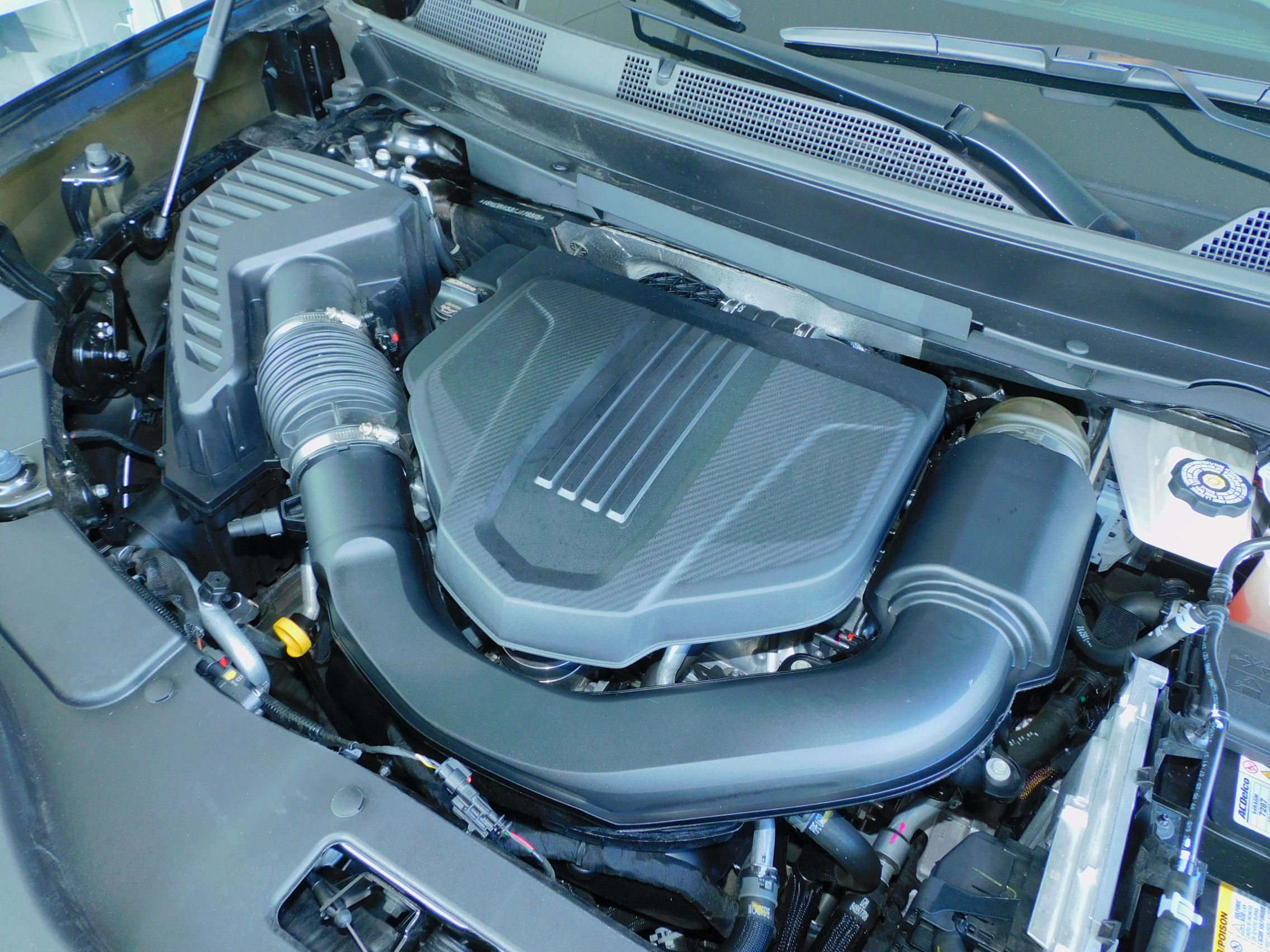 Used 2026 GMC Acadia FWD Elevation image 15