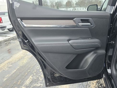 New 2026 GMC Terrain Denali image 23