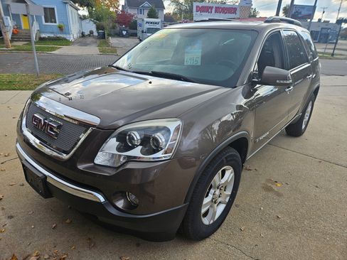 Used 2007 GMC Acadia SLT image 2