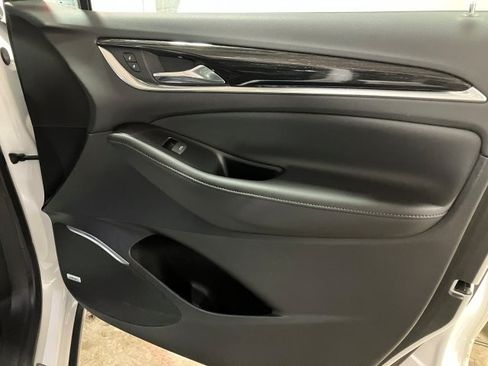 Used 2020 Buick Enclave Avenir image 29
