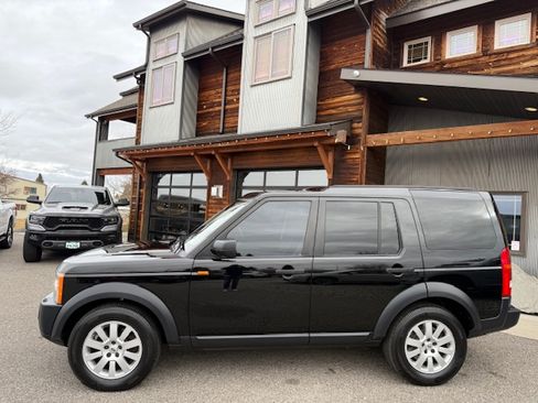 Used 2005 Land Rover LR3 SE image 2