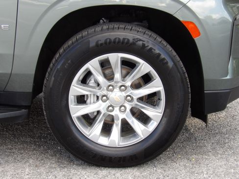 Used 2024 Chevrolet Tahoe Premier image 10