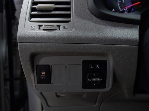 Used 2012 Toyota Corolla LE image 26