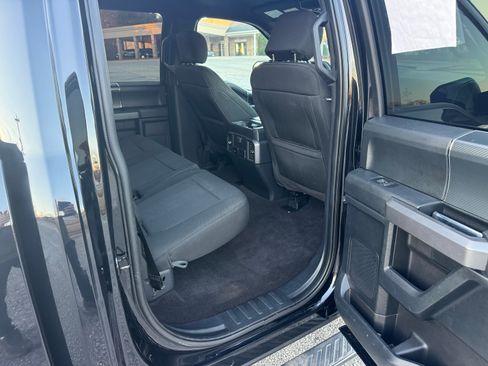 Used 2020 Ford F150 XLT image 16