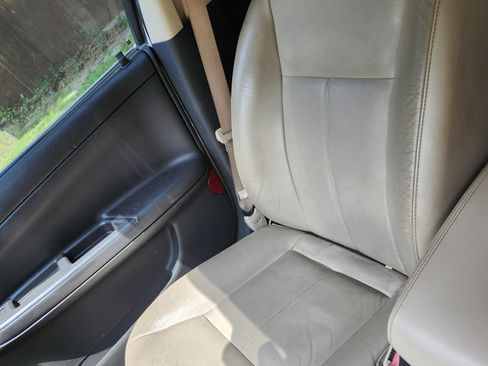 Used 2012 Chevrolet Impala LTZ image 8