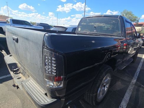 Used 2004 Dodge Ram 1500 Truck image 2