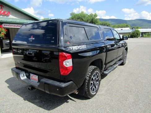 Used 2019 Toyota Tundra 4x4 CrewMax Limited image 4
