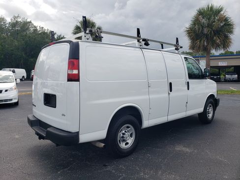 Used 2020 Chevrolet Express 2500 UNAVAIL RWD image 5