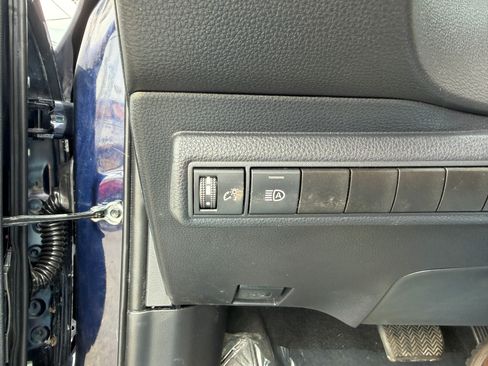 Used 2024 Toyota Corolla LE image 7