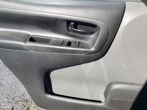 Used 2021 Nissan NV200 SV image 11