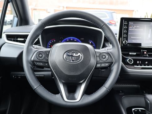 Used 2020 Toyota Corolla XSE image 16