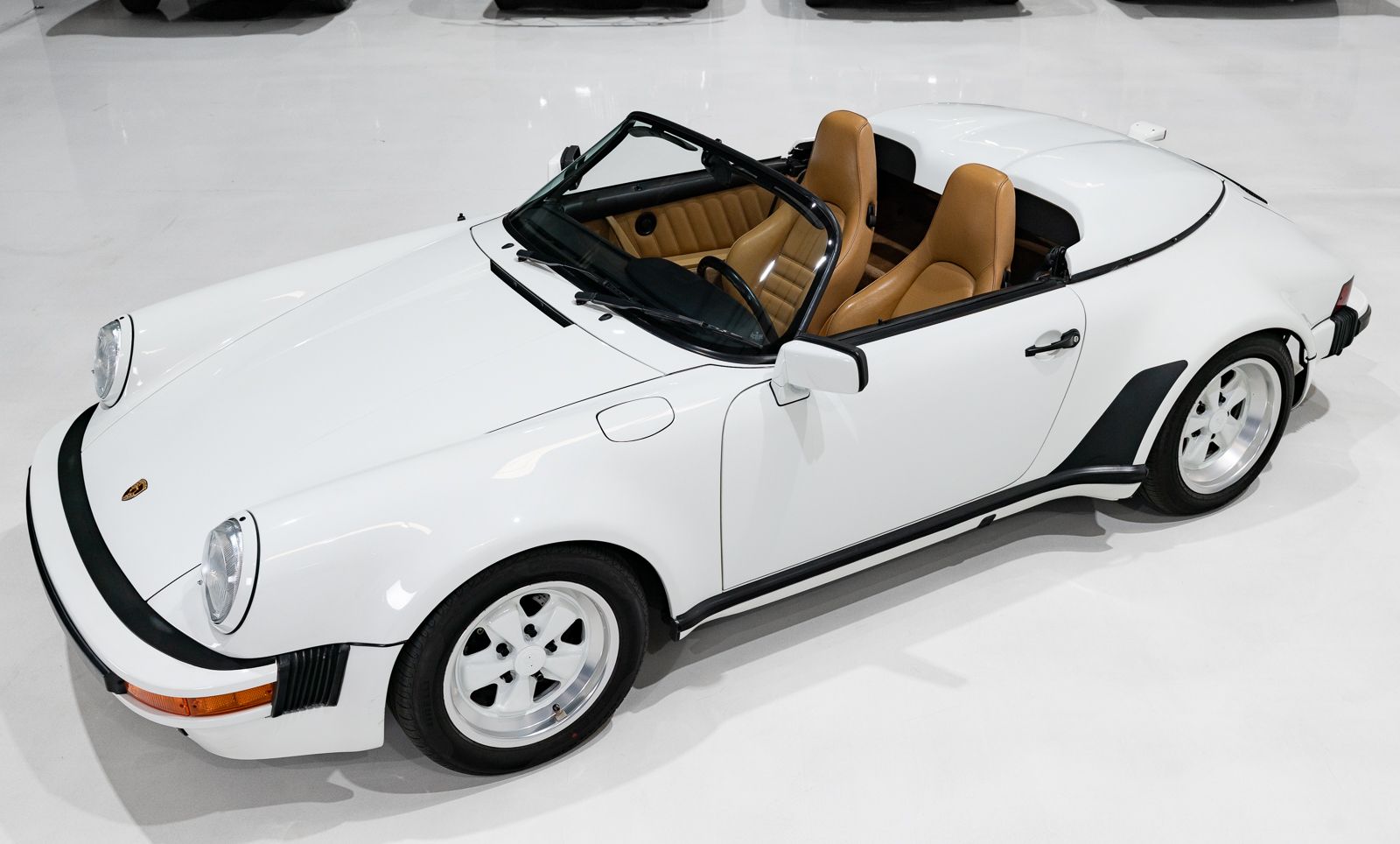 Used 1989 Porsche 911 Speedster RWD image 21