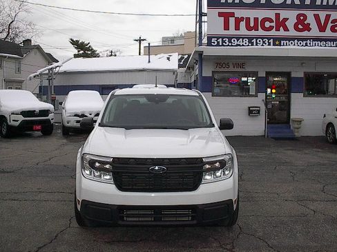 Used 2022 Ford Maverick XL image 2