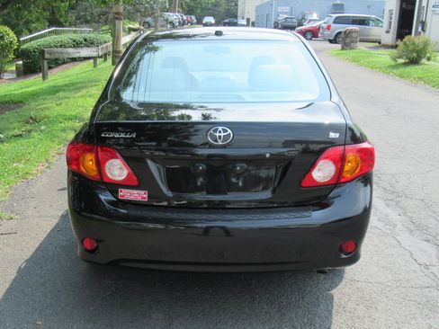 Used 2010 Toyota Corolla LE Sedan FWD image 8