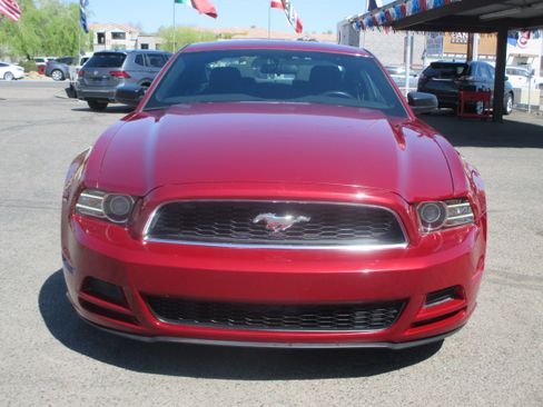 Used 2014 Ford Mustang image 12
