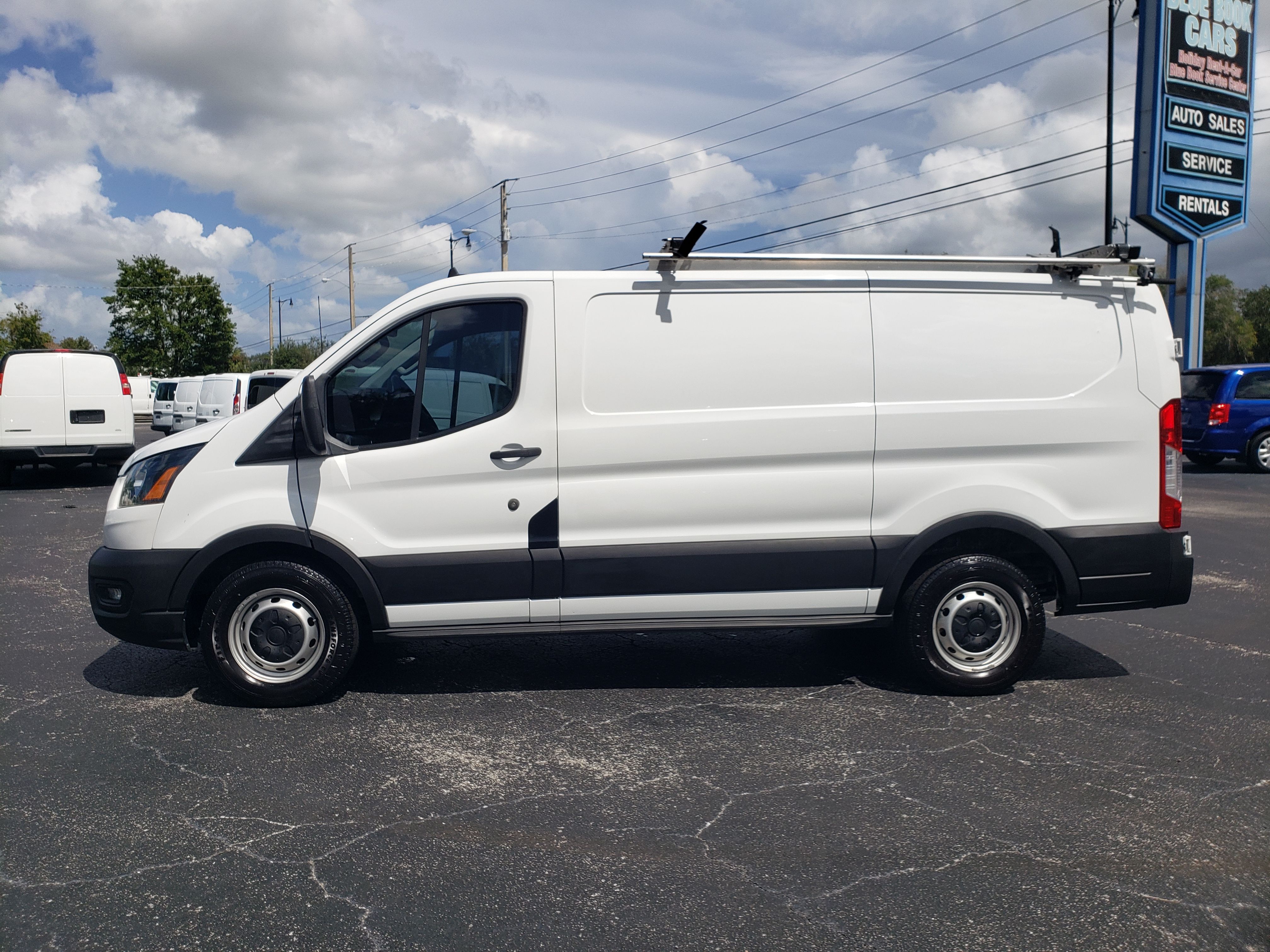 Used 2020 Ford Transit 150 Low Roof RWD image 2