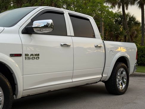 Used 2018 RAM 1500 2WD Crew Cab Laramie image 28