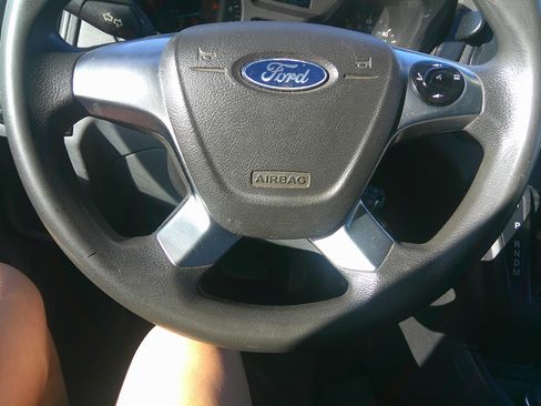 Used 2019 Ford Transit 250 XL image 14