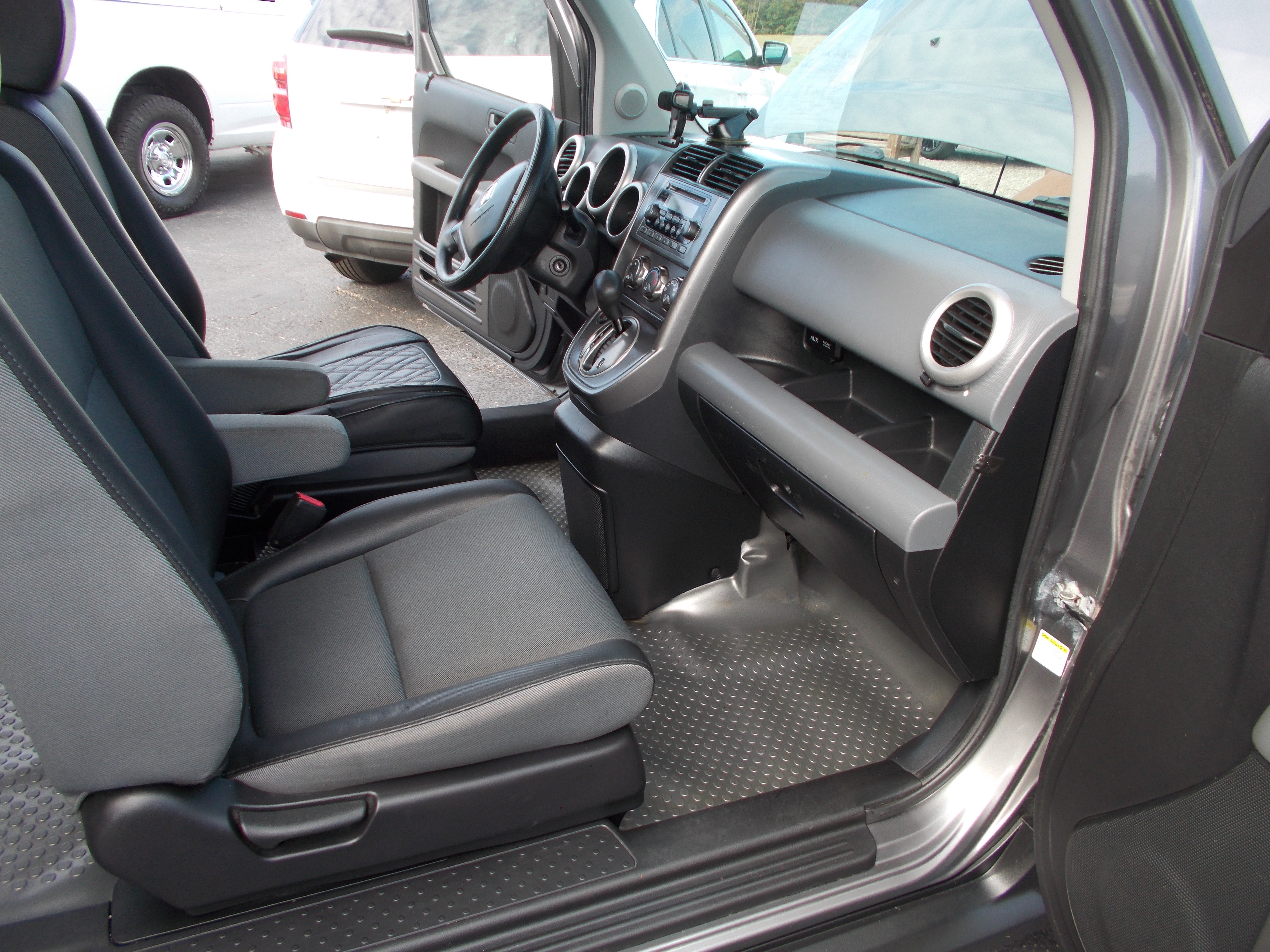 Used 2005 Honda Element 4WD EX image 26