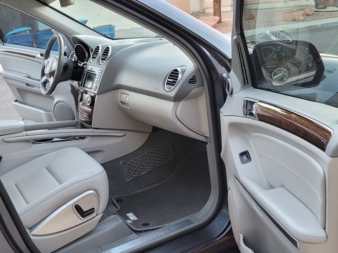 Used 2010 Mercedes-Benz ML 350 image 12