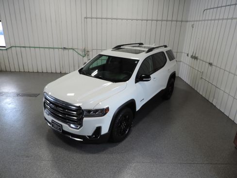 Used 2020 GMC Acadia AWD AT4 image 18