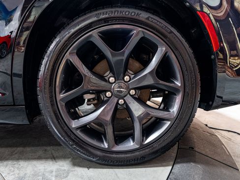 Used 2021 Chrysler 300 S image 9