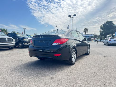 Used 2016 Hyundai Accent SE Sedan FWD image 8