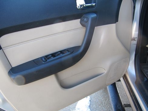 Used 2006 HUMMER H3 Luxury image 20