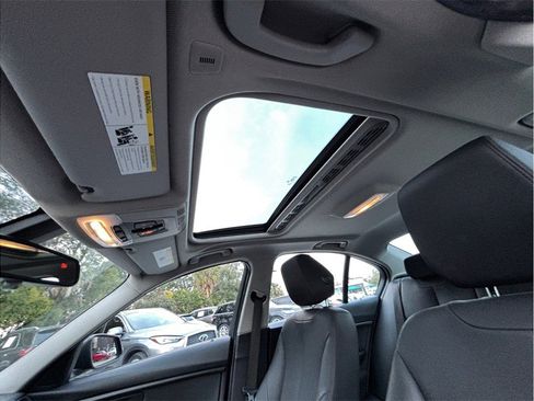 Used 2017 BMW 320i xDrive Sedan image 34