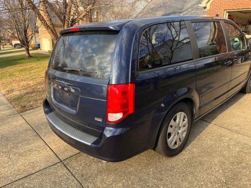 Used 2016 Dodge Grand Caravan American Value Package image 6