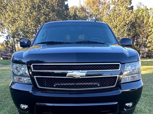 Used 2008 Chevrolet Avalanche LT image 3