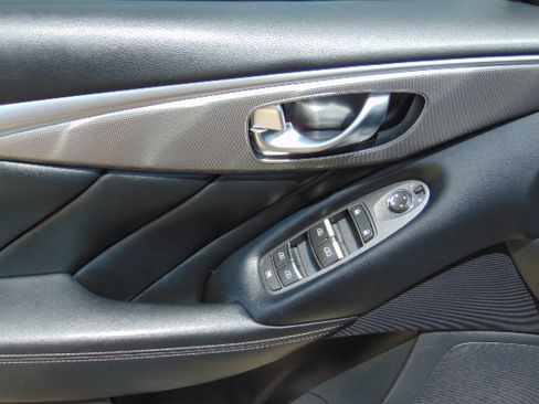 Used 2017 INFINITI Q50 2.0t image 14