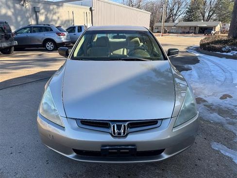 Used 2005 Honda Accord DX image 8